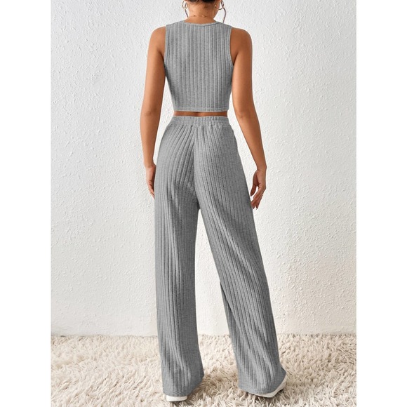 2 piece set: Crop top Tank & Wide Leg Pants - Picture 9 of 11